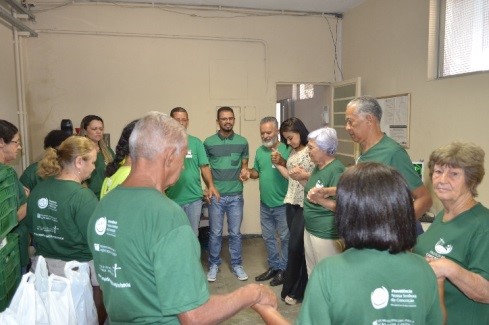 Manos solidarias